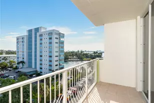10350 W Bay Harbor Dr, Bay Harbor Islands, FL 33154 - Photo 9