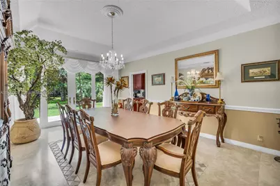 7562 NW 51st Pl, Coral Springs, FL 33067 - Photo 9