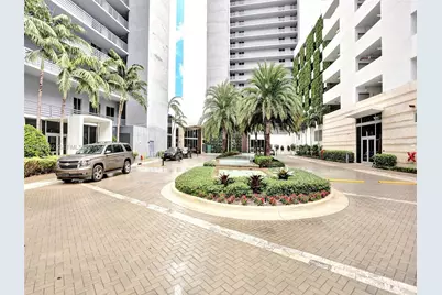 16385 Biscayne Blvd #403, North Miami Beach, FL 33160 - Photo 23