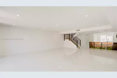 933 NE 24th Ave #169, Hallandale Beach, FL 33009 - Photo 15