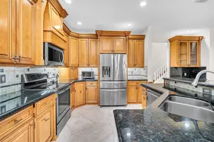 6201 Floridian Cir, Lake Worth, FL 33463 - Photo 13