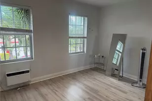 637 12th St, Miami Beach, FL 33139 - Photo 15