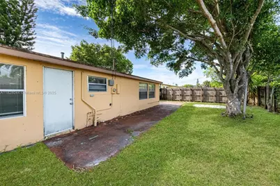 4130 NW 12th Ave, Oakland Park, FL 33309 - Photo 25