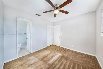 4130 NW 12th Ave, Oakland Park, FL 33309 - Photo 7