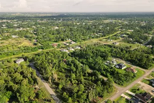 953 Lytle St E, Lehigh Acres, FL 33974 - Photo 7