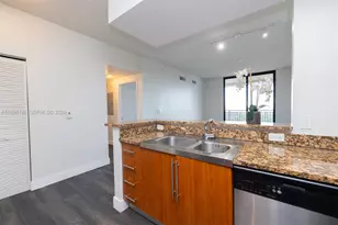 888 S Douglas Rd, Coral Gables, FL 33134 - Photo 21