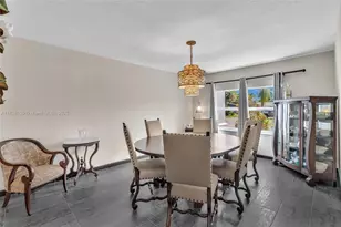 2108 NE 24th St, Wilton Manors, FL 33305 - Photo 9