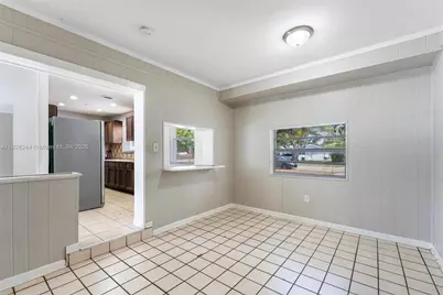 811 Evergreen Dr, Lake Park, FL 33403 - Photo 11