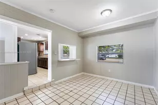 811 Evergreen Dr, Lake Park, FL 33403 - Photo 11