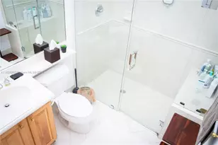 11153 NW 71st Terrace, Doral, FL 33178 - Photo 41