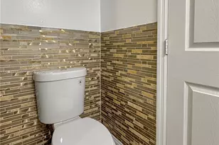 8103 SW 24th St, North Lauderdale, FL 33068 - Photo 7