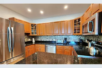 3505 S Ocean Dr #320, Hollywood, FL 33019 - Photo 11