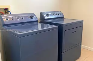 3115 NE 184th St, Aventura, FL 33160 - Photo 11