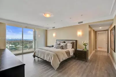 20201 E Country Club Dr #901, Aventura, FL 33180 - Photo 9