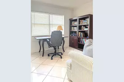 121 Golden Isles Dr #1107, Hallandale Beach, FL 33009 - Photo 15