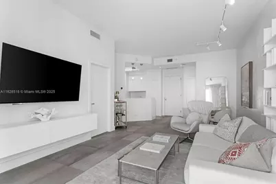 888 Brickell Key Dr #2606, Miami, FL 33131 - Photo 5