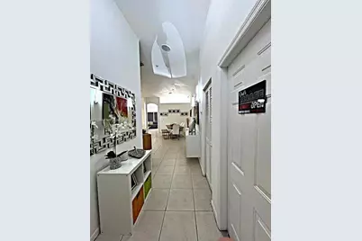 1988 SE 12th St, Homestead, FL 33035 - Photo 5