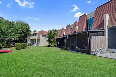 [Address not provided], Pembroke Pines, FL 33024 - Photo 19