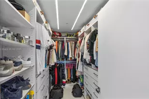 17301 Biscayne Blvd, North Miami Beach, FL 33160 - Photo 19