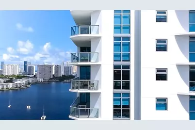 17301 Biscayne Blvd #2102, North Miami Beach, FL 33160 - Photo 35
