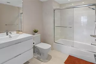 17301 Biscayne Blvd, North Miami Beach, FL 33160 - Photo 27