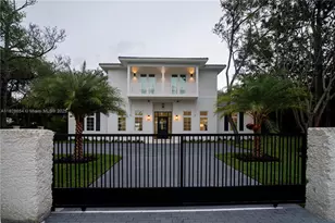 7605 SW 71st Ave, Miami, FL 33143 - Photo 1