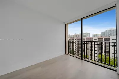 17021 N Bay Rd #1025, Sunny Isles Beach, FL 33160 - Photo 11