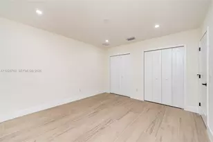 7101 E Troon Cir, Miami Lakes, FL 33014 - Photo 33