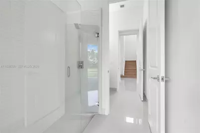 2210 SW 122nd Ter, Davie, FL 33325 - Photo 33
