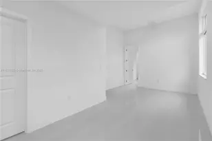 2210 SW 122nd Ter, Davie, FL 33325 - Photo 31