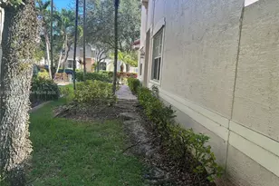 12415 SW 42nd St, Miramar, FL 33027 - Photo 35