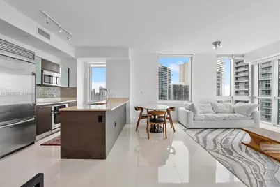 500 Brickell Ave #4101, Miami, FL 33131 - Photo 7