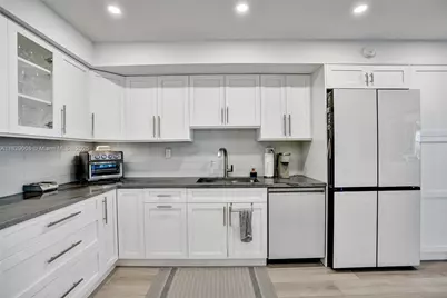 1340 S Ocean Blvd #403, Pompano Beach, FL 33062 - Photo 37