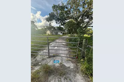 12525 NW 51st Ct N, Royal Palm Beach, FL 33411 - Photo 5