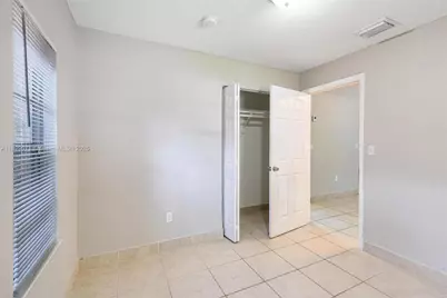 6048 Buchanan St, Hollywood, FL 33024 - Photo 17