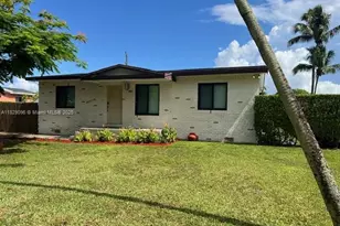 10035 Pan American Dr, Cutler Bay, FL 33189 - Photo 3