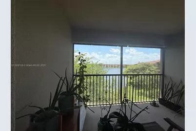 1400 SW 137th Ave #411F, Pembroke Pines, FL 33027 - Photo 17