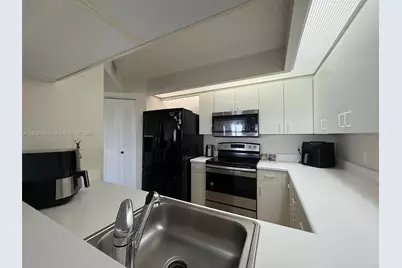 1400 SW 137th Ave #411F, Pembroke Pines, FL 33027 - Photo 13