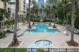 17100 N Bay Rd, Sunny Isles Beach, FL 33160 - Photo 27