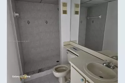 907 NE 199th St #106, Miami, FL 33179 - Photo 21