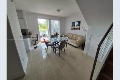 8134 NW 108th Pl, Doral, FL 33178 - Photo 5