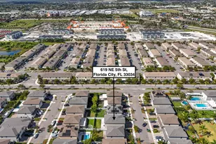 619 NE 5th St, Florida City, FL 33034 - Photo 5