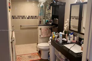 200 NE Leslie Dr, Hallandale Beach, FL 33009 - Photo 19