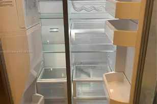 14657 SW 14th St, Pembroke Pines, FL 33027 - Photo 23