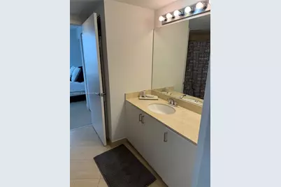 1750 N Bayshore Dr #5114, Miami, FL 33132 - Photo 15