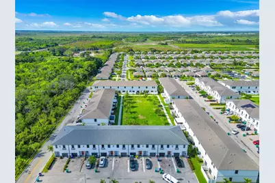 617 SW 11th St, Florida City, FL 33034 - Photo 31