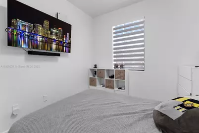 617 SW 11th St, Florida City, FL 33034 - Photo 17