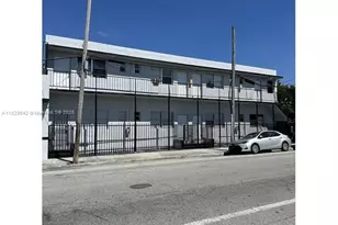 467 NW 8th St, Miami, FL 33136 - Photo 1