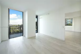 121 NE 34th St, Miami, FL 33137 - Photo 15