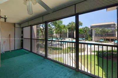 2808 N 46th Ave #E353, Hollywood, FL 33021 - Photo 25